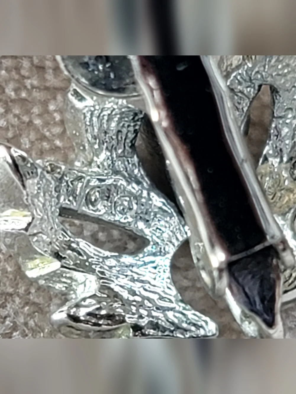 Vtg BOUCHER Clip Earrings Silvertone Rhinestone Leaf Signed (Rhodium Plating)